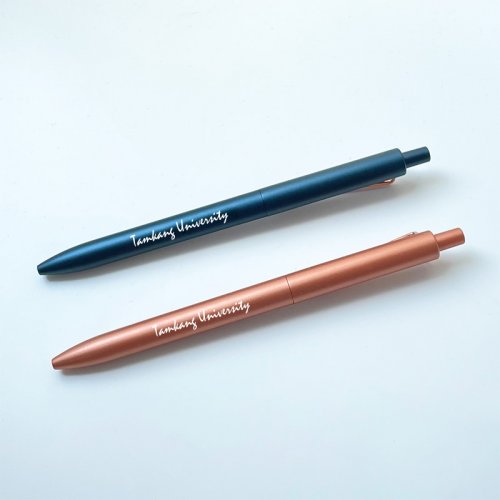 【麗文書局獨賣】淡江校名草寫耀金原子筆(手工盒需另加購)